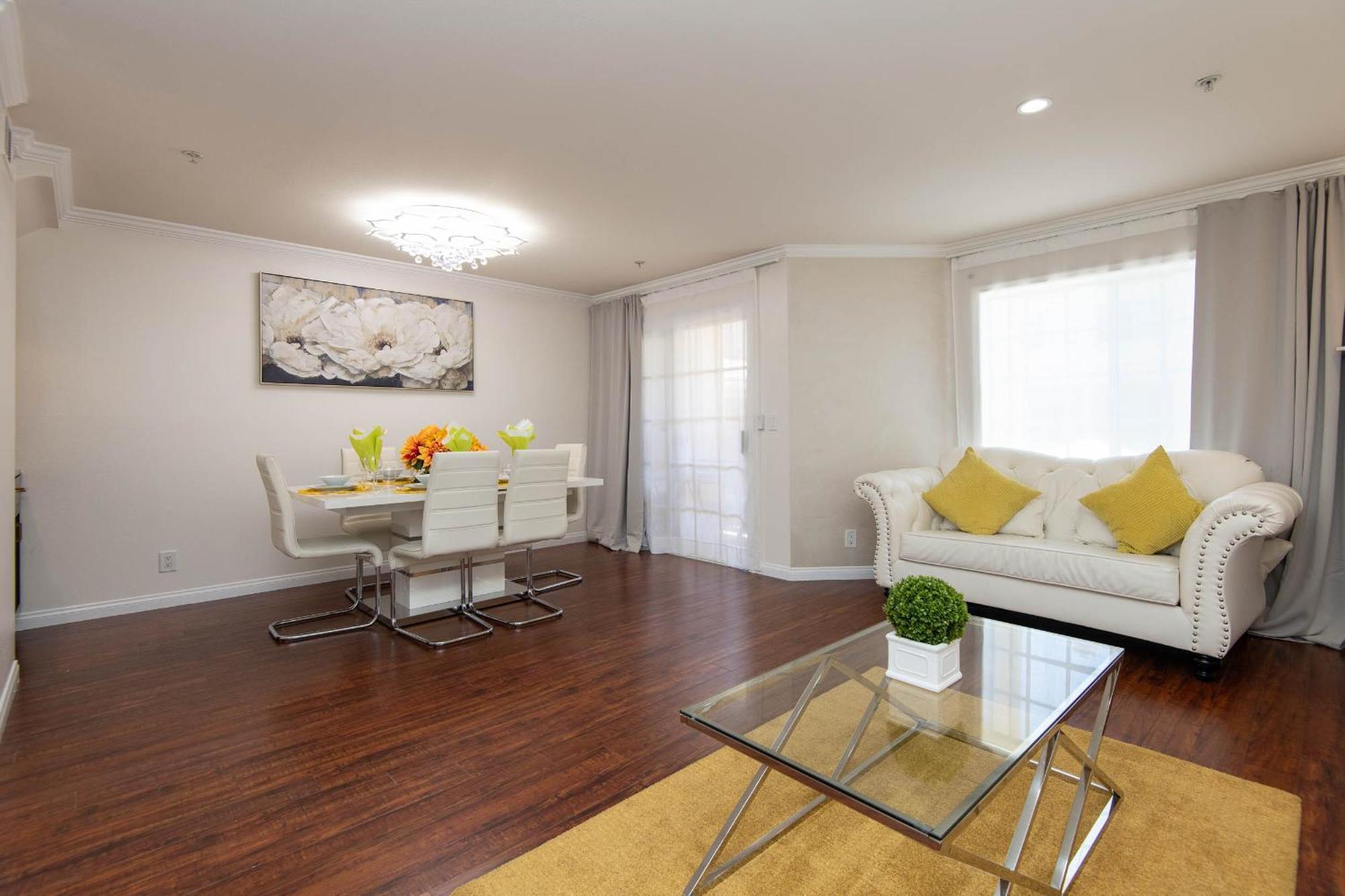 Spacious 2Br/2.5Ba + Game Room Glendale Exteriér fotografie
