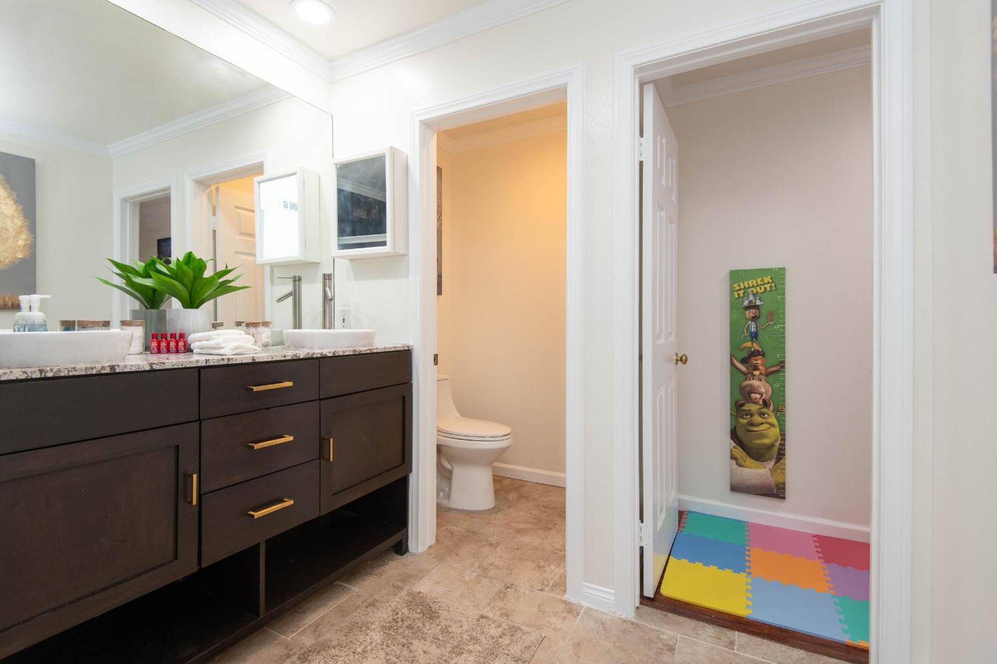 Spacious 2Br/2.5Ba + Game Room Glendale Exteriér fotografie